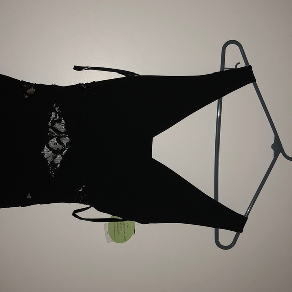 PROM DRESS - Picture 2 of 8